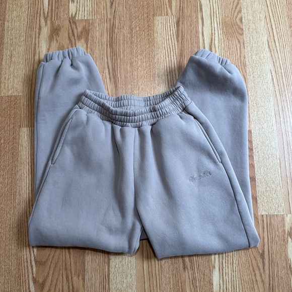 Comfrt Bark Signature Hoodie + Sweatpants - Picture 10 of 14